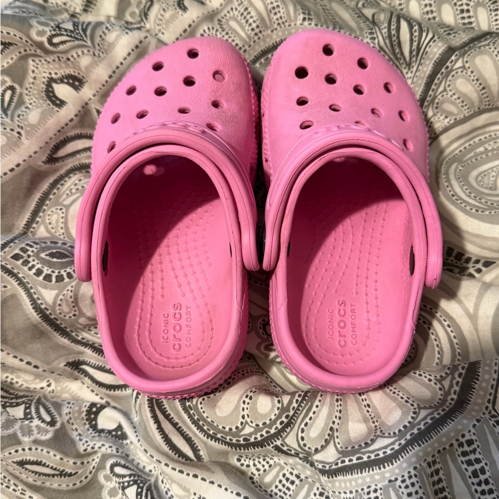 CROCS Kids Vibrant Pink Slippers